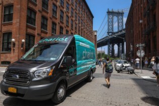 Chariot Shuttle Service 
